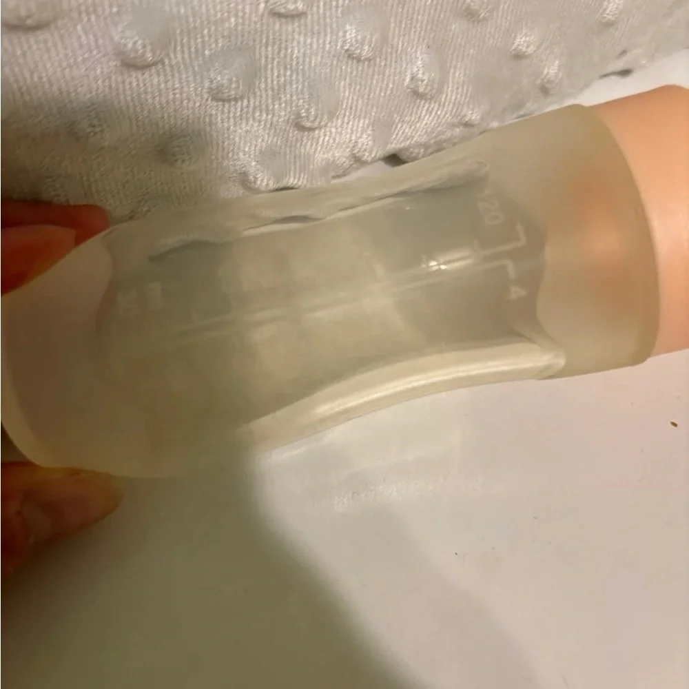 ⭐️ 2/$10 - NWOT Infant feeding bundle